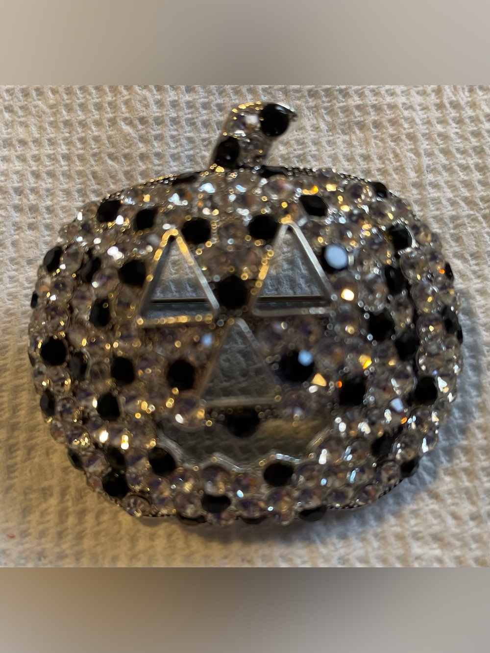 Sparkling Black & Clear Crystal Pumpkin Brooch - Women Jewelry